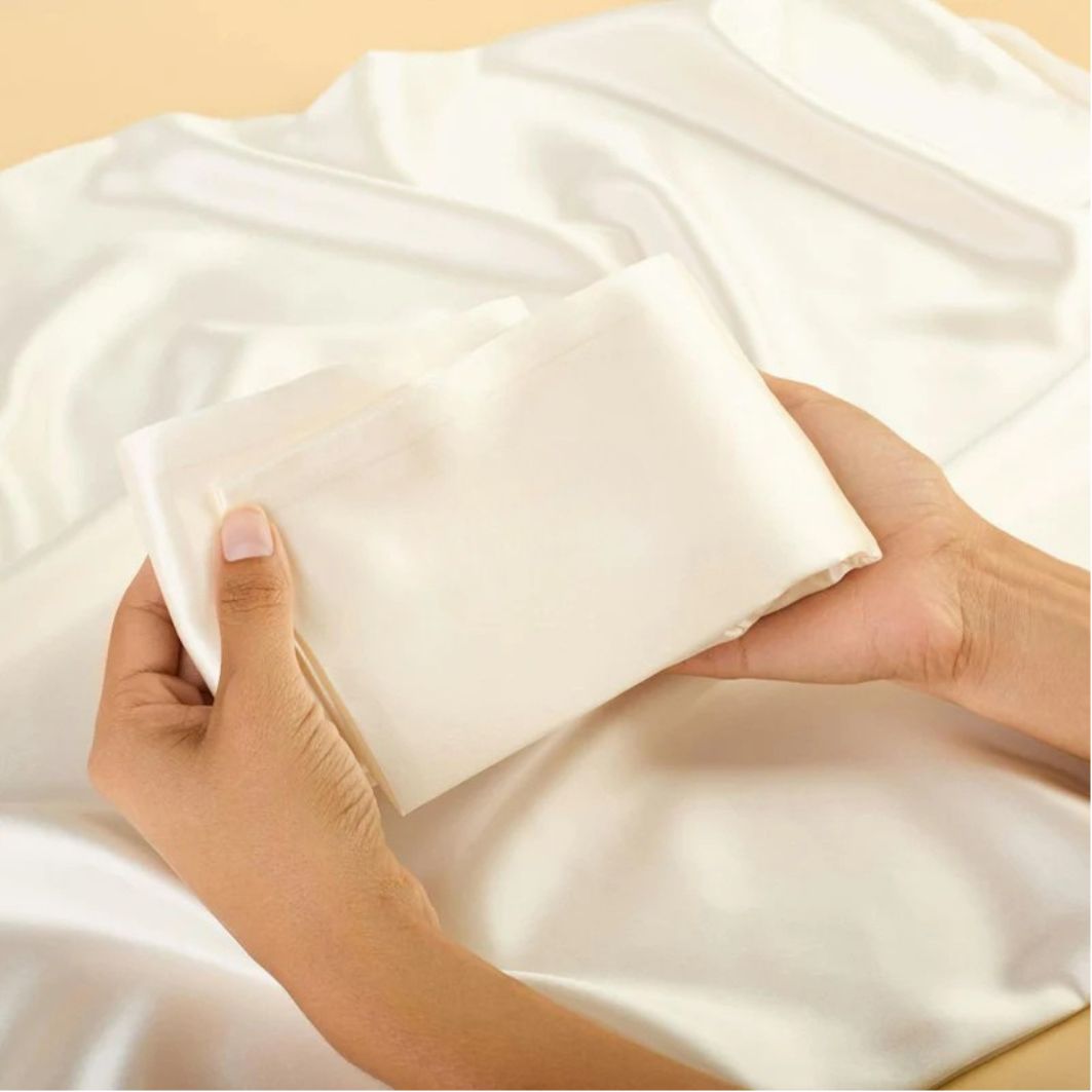 Silk Pillowcase (22M)